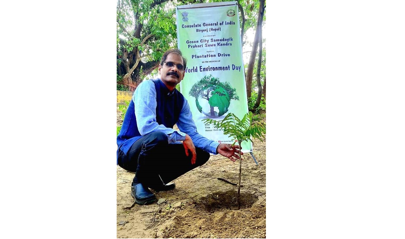 Consulate General of India, Birgunj (Nepal) in association with Green City Samudayik Prahari Sewa Kendra organized a Plantation Drive on the occasion of World Environment Day-2024